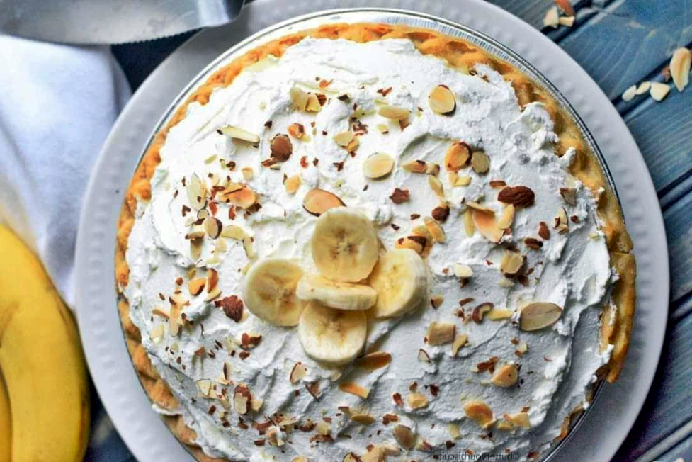 Old Fashioned Banana Cream Pie – Saaaave This by Shaaaaring it