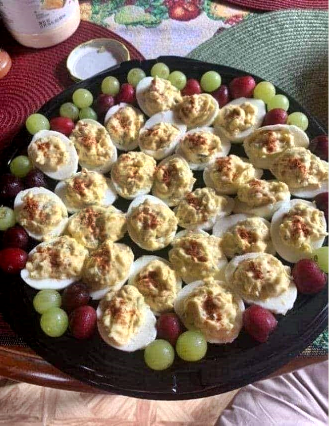 DOES ANYONE HERE ACTUALLY EAT DEVILED EGGS?
