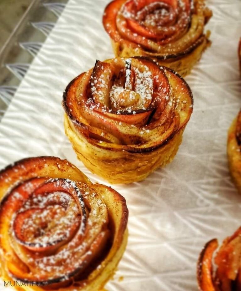 Mini Apple Roses in Flaky Puff Pastry! - recipes