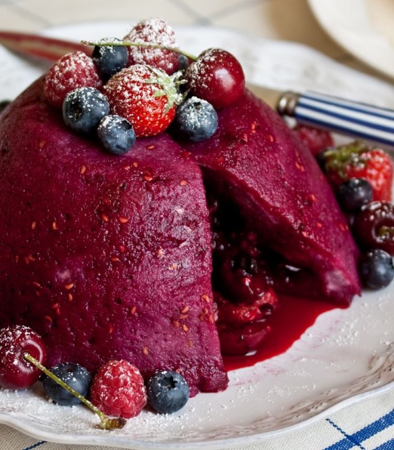 Summer berries Pudding